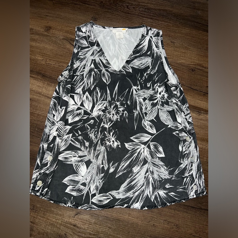C & C California Tropical Floral Top